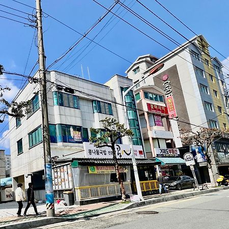 Okpo Business Hotel Geoje Eksteriør billede